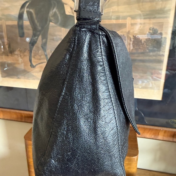 ❤️RARE FENDI Black Leather Forever Mama Bag❤️ - Picture 9 of 16